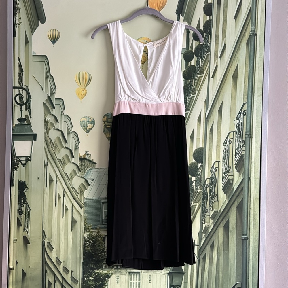 French flowing black and white dress